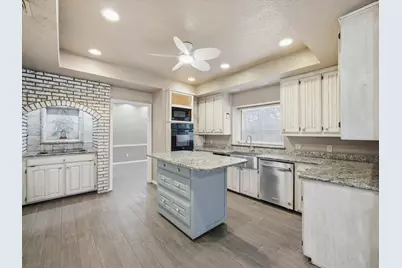 6606 Canalview Drive, Arlington, TX 76016 - Photo 15