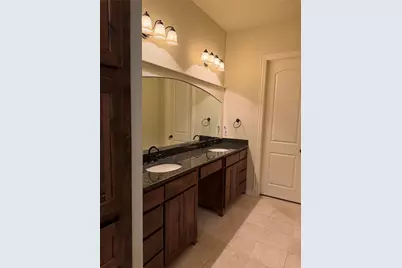 5804 Mira Lago Lane, Arlington, TX 76017 - Photo 15