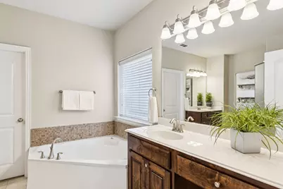 5659 Broadgreen Road, Frisco, TX 75035 - Photo 13