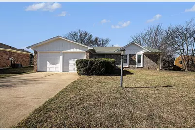 125 Roundtree Drive, Crowley, TX 76036 - Photo 1