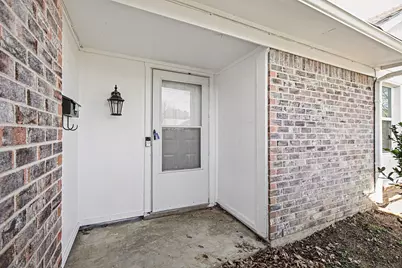 125 Roundtree Drive, Crowley, TX 76036 - Photo 3