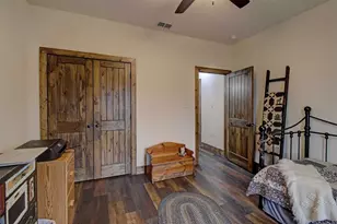 6031 County Rd 401, Grandview, TX 76050 - Photo 17