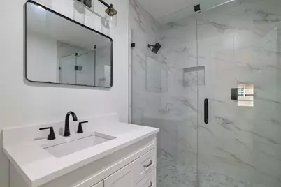 2916 Travis Avenue, Fort Worth, TX 76110 - Photo 13