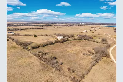 10400 Baucum Road, Midlothian, TX 76065 - Photo 11