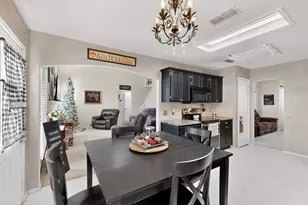 1113 Highland Station Dr, Saginaw, TX 76131 - Photo 17