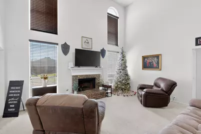 1113 Highland Station Drive, Saginaw, TX 76131 - Photo 9