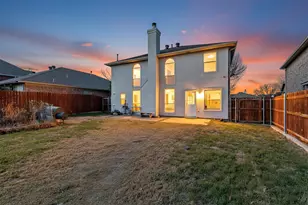 1113 Highland Station Dr, Saginaw, TX 76131 - Photo 33