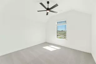 427 Birkdale Ln, Red Oak, TX 75154 - Photo 33