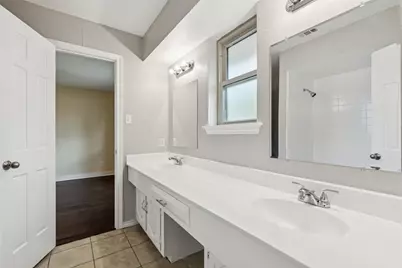 133 N Crestwood Boulevard, DeSoto, TX 75115 - Photo 19