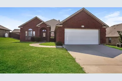 1921 Bay Laurel Drive, Weatherford, TX 76086 - Photo 1