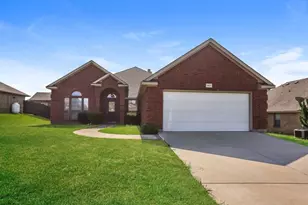 1921 Bay Laurel Dr, Weatherford, TX 76086 - Photo 1
