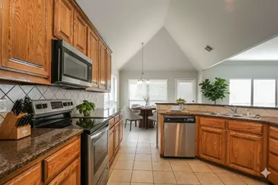 1921 Bay Laurel Drive, Weatherford, TX 76086 - Photo 3