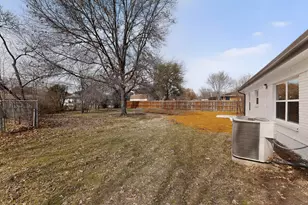 3617 Granada Dr, Richland Hills, TX 76118 - Photo 35