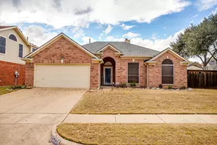 5704 Rockport Ln, Haltom City, TX 76137 - Photo 1