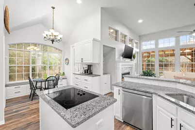 2905 Broadmoor Lane, Flower Mound, TX 75022 - Photo 11