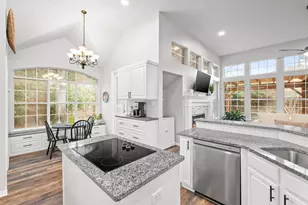 2905 Broadmoor Ln, Flower Mound, TX 75022 - Photo 11