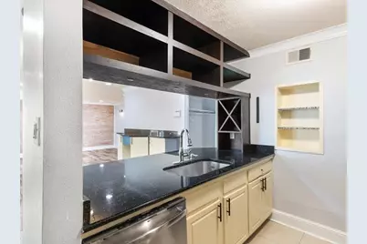 5915 E University Boulevard #112, Dallas, TX 75206 - Photo 17