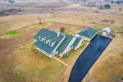 839 Walker Creek Road, Ennis, TX 75119 - Photo 11