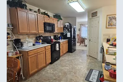 1428 Erin Drive, Burleson, TX 76028 - Photo 5