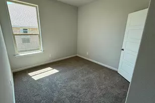 1960 Preakness Dr, Granbury, TX 76049 - Photo 17