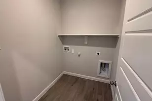 1960 Preakness Dr, Granbury, TX 76049 - Photo 23