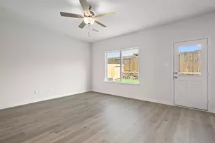 310 Revolution Dr, Venus, TX 76084 - Photo 5