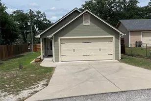 719 Harness Trail, Granbury, TX 76049 - Photo 1