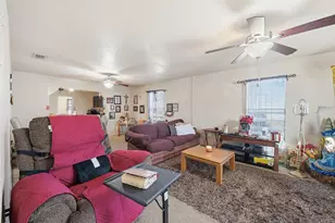 2113 Harris Ln, Haltom City, TX 76117 - Photo 9