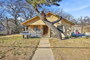 2113 Harris Ln, Haltom City, TX 76117 - Photo 1