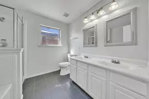 1307 Hayes St, Cedar Hill, TX 75104 - Photo 11