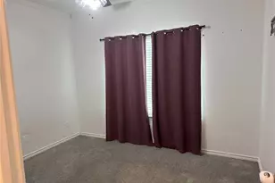 201 E 6th St, McGregor, TX 76657 - Photo 17