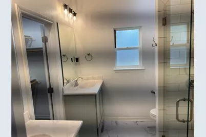 201 E 6th Street, McGregor, TX 76657 - Photo 11