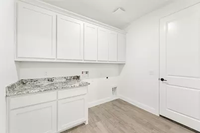 546 Hearthstone Boulevard, Red Oak, TX 75154 - Photo 9