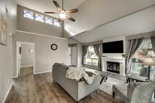 533 Harvest Hill St, Lewisville, TX 75067 - Photo 5