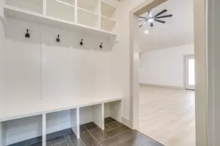 725 Haynie Dr, Runaway Bay, TX 76426 - Photo 25