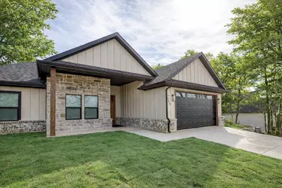 725 Haynie Drive, Runaway Bay, TX 76426 - Photo 7