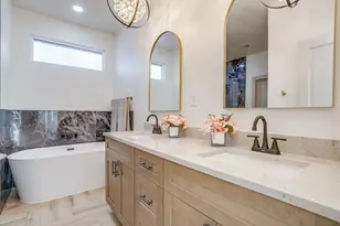 725 Haynie Dr, Runaway Bay, TX 76426 - Photo 31