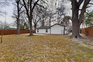 311 Floyd St, Winnsboro, TX 75494 - Photo 9