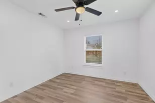 311 Floyd St, Winnsboro, TX 75494 - Photo 11