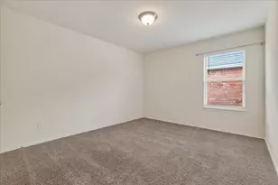 301 Samuel St, Denton, TX 76207 - Photo 17