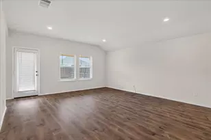 301 Samuel St, Denton, TX 76207 - Photo 25