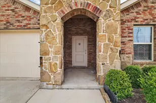 301 Samuel St, Denton, TX 76207 - Photo 5