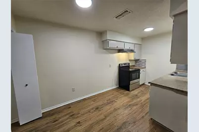 3149 Tudor Lane, Irving, TX 75060 - Photo 5