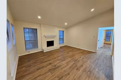 3149 Tudor Lane, Irving, TX 75060 - Photo 7