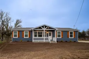 1206 Karen Ln, Groesbeck, TX 76642 - Photo 1