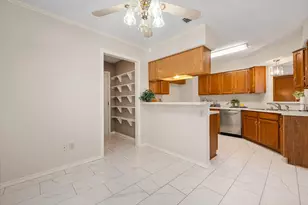 2137 Chapel Downs Dr, Arlington, TX 76017 - Photo 15