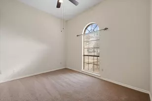 2137 Chapel Downs Dr, Arlington, TX 76017 - Photo 25