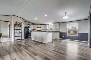 850 Hcr 3138 S, Bynum, TX 76631 - Photo 17