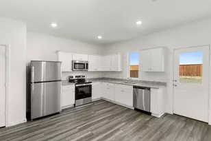 14131 Donahue St, Pilot Point, TX 76258 - Photo 9