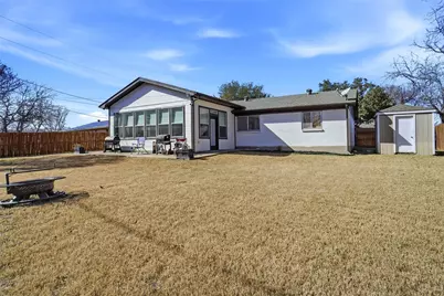 908 Darnell Avenue, Benbrook, TX 76126 - Photo 25
